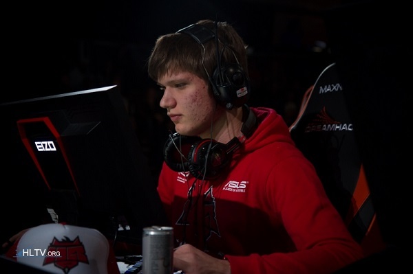 Top Esports CRISP 发送新年祝福