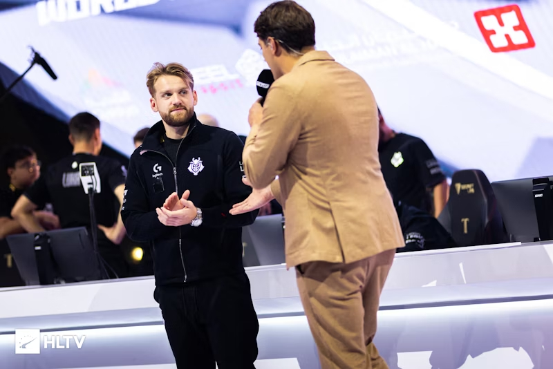 LPL今日首发名单：Karsa回归首发位，前DK上单HOYA迎来LPL首秀